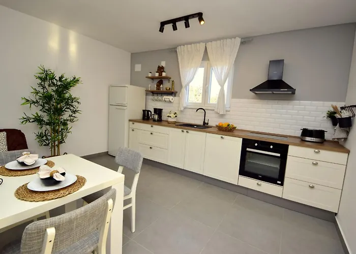 Apartamento Diana By Interhome Rogoznica (Sibenik-Knin)